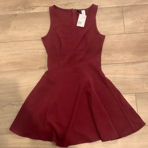 NWT H&M Divided Burgandy Dress sz 6